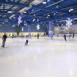 Ледовый каток ТЦ "Муссон"