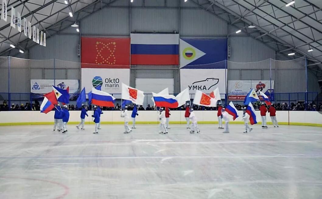Ледовый спорткомплекс Луч