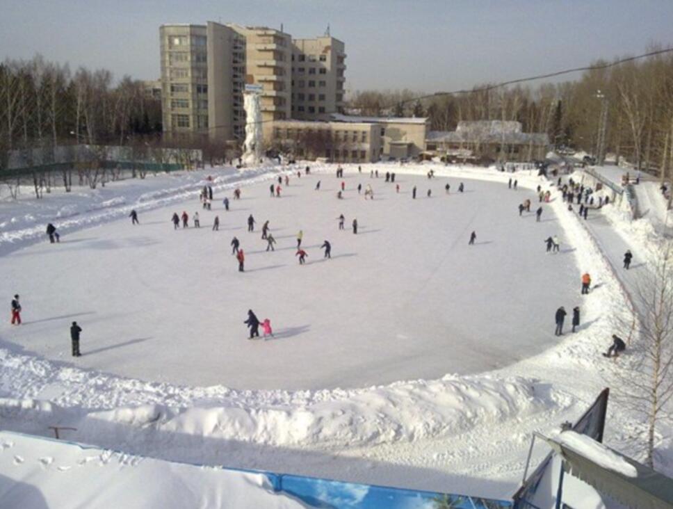Каток спорткомплекса Победа